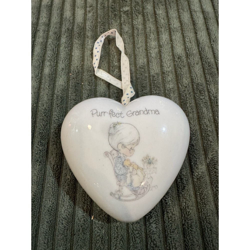 Precious Moments‎ Purr-fect Grandma Heart Ornament Figurine Gift